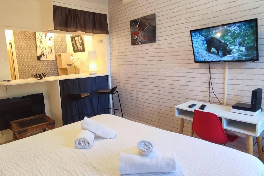 Cosy-2 Pers-Coeur De Ville-Proche Bd Pyrenees Pau Exteriér fotografie